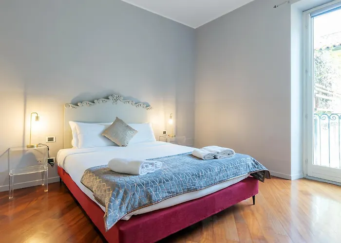 Appartement Retreats Duomo Carrobbio Milaan