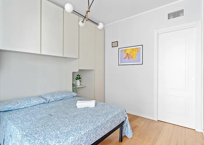 Appartement Pa211 -crescenzago- Romantic - Elegant - Large Milaan