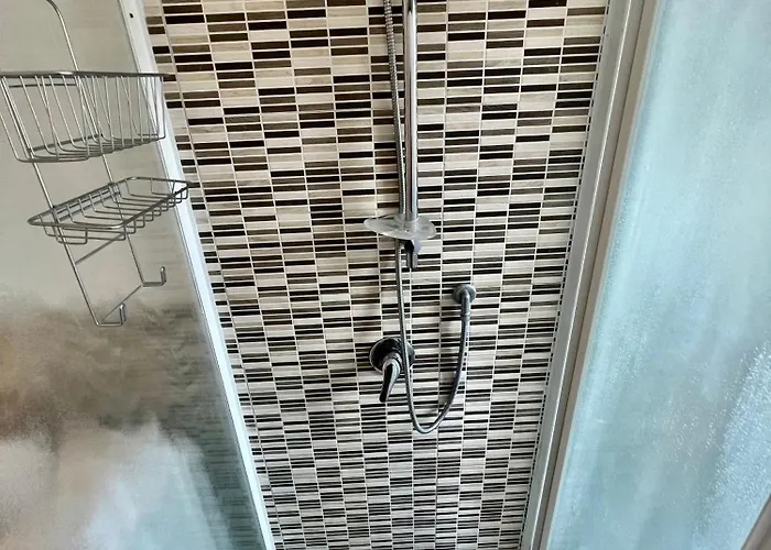 Cozy 3 Km Away From Duomo 아파트 *