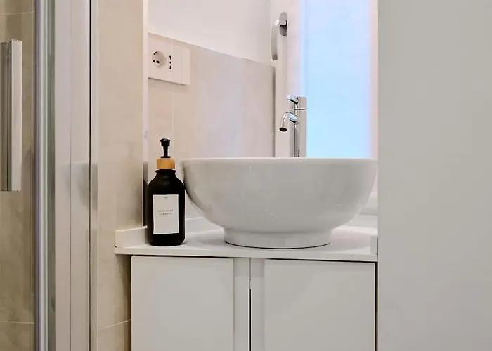 Repubblica Iii-hosted By Sweetstay Milán