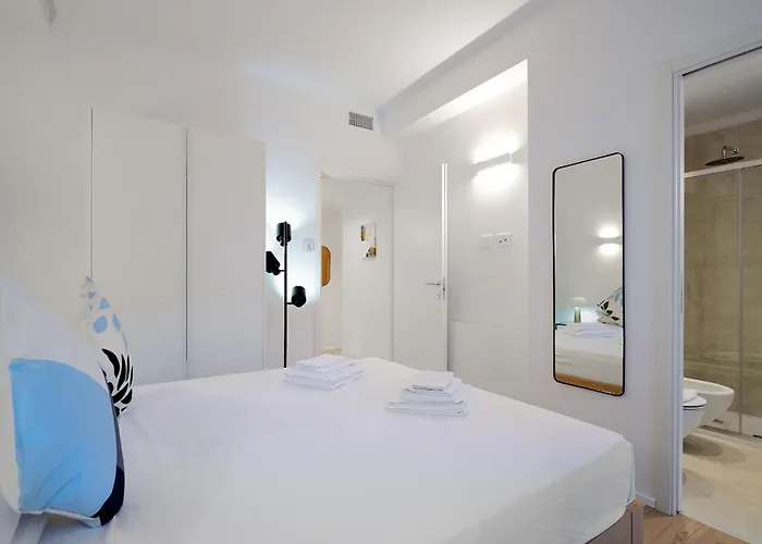 Repubblica Iii-hosted By Sweetstay * Milán