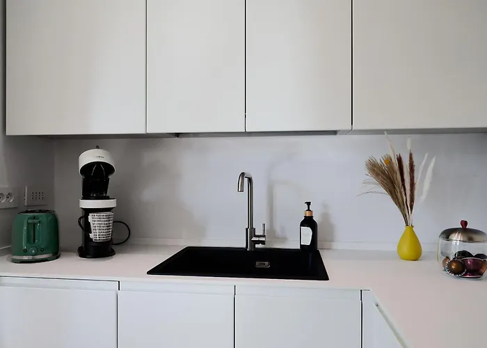 Repubblica Iii-hosted By Sweetstay Milán