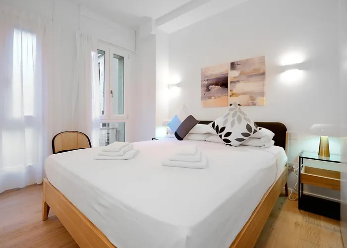 Repubblica Iii-hosted By Sweetstay * Milán