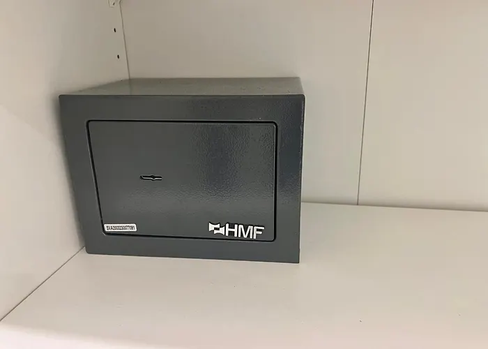 Glamour Liberty Sabotino38 * 밀라노