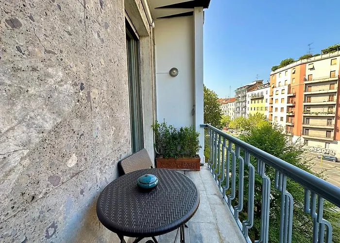 Lux Contemporary Flat - Porta Romana Daire *