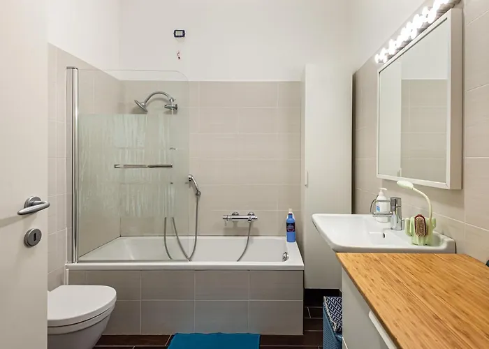 Casa Sofia With Terrace 아파트 *