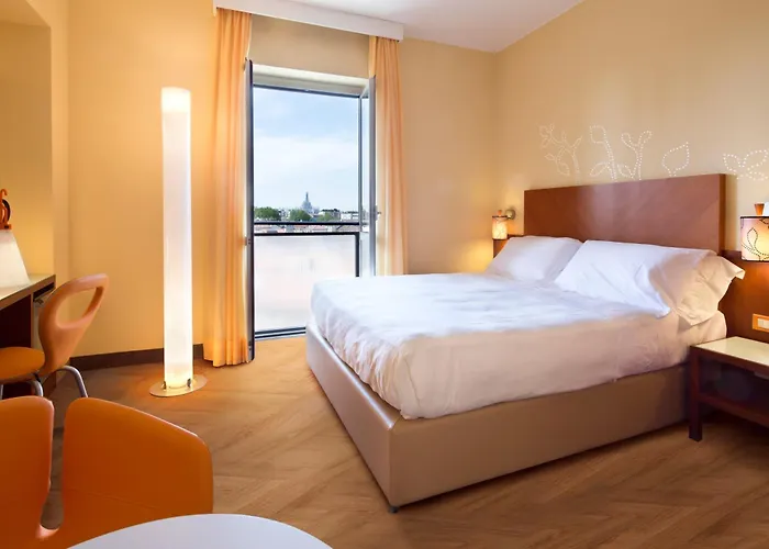 Mediterraneo Hotel 4*