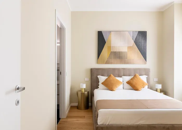 Heart Sforza Duomo * ميلان