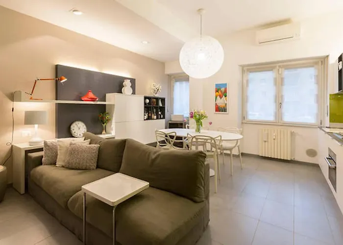 Tortona Citylife Washington M4 * ミラノ