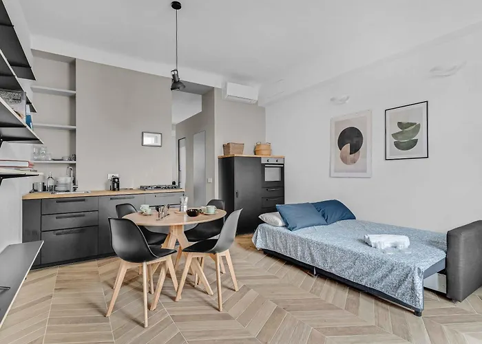 Ven54 -loreto - Duomo- Modern - - Bright Milánó