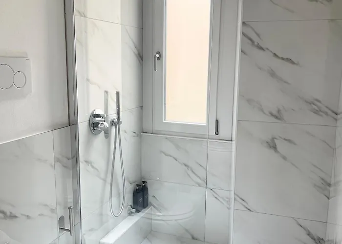 Ampio Bilocale Zona Navigli Lägenhet *