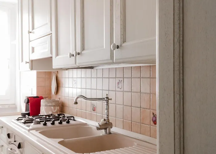 Nicole's Appartament-a 15 Min Dal Duomo Appartement *