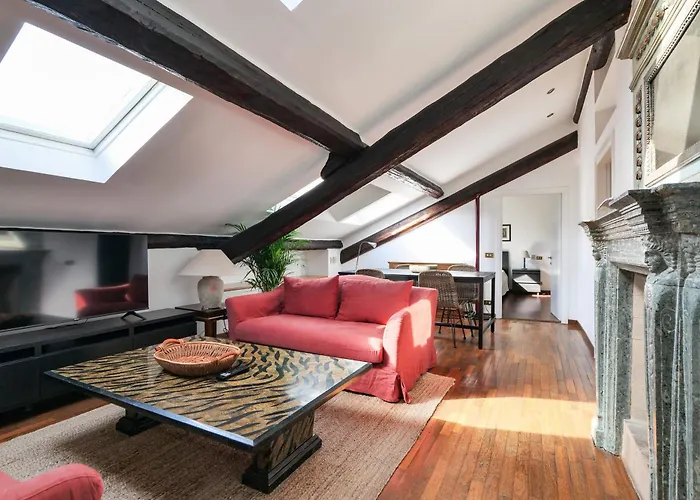 Apartment Elegant P.venezia Attic