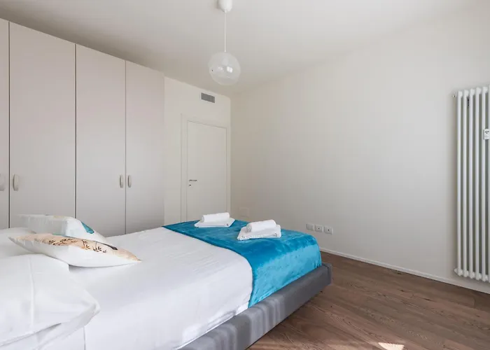 Santa Sofia House - Duomo Apartamento Milán