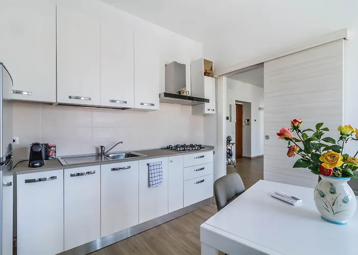 Appartement Domusmi Benedetto Marcello-28 Milan