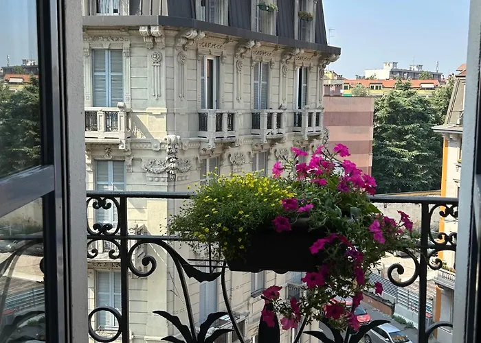 Easy Isola, For An Easy * Μιλάνο