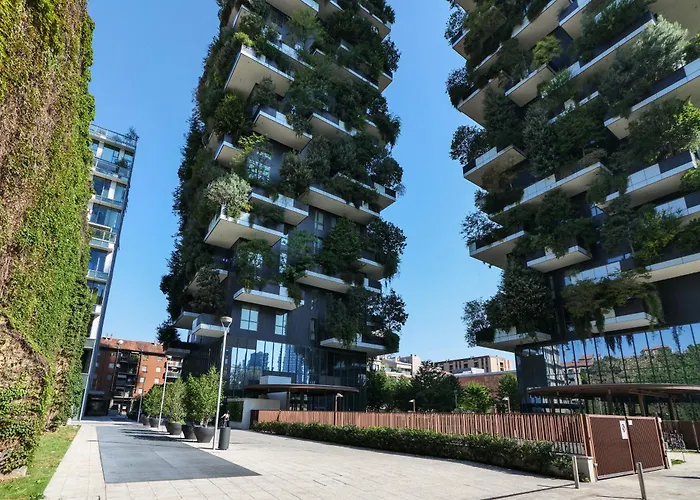 Luxury In Bosco Verticale Isola 아파트