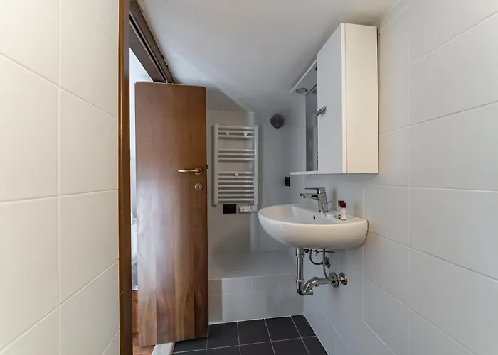 Apartamento Guesthost - Magenta Long Let Apts *