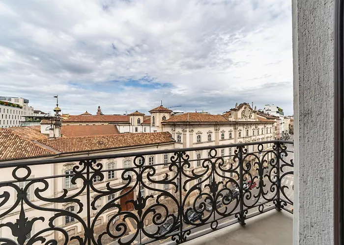 Guesthost - Magenta Long Let Apts