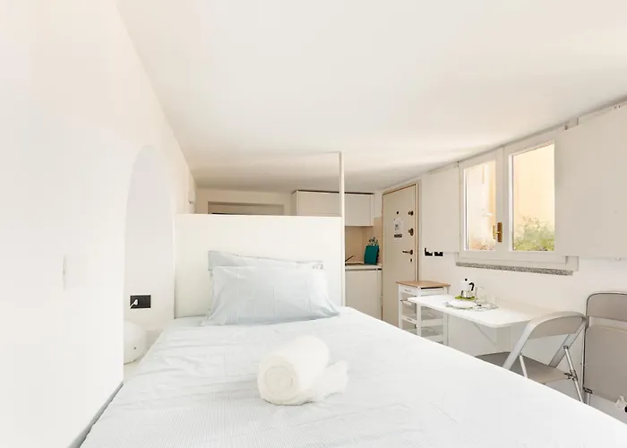 Guesthost - Magenta Long Let Apts *