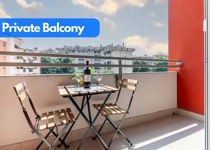 The House - Private Parking And Balcony Apartamento