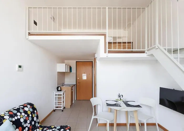 Guesthost - Magenta Long Let Apts Milano