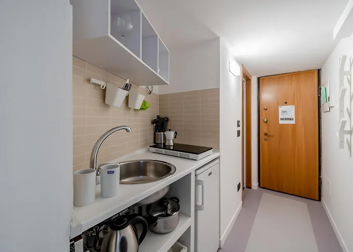 Guesthost - Magenta Long Let Apts * Milano