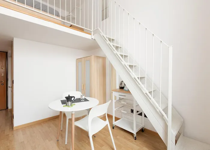 Guesthost - Magenta Long Let Apts Lägenhet Milano