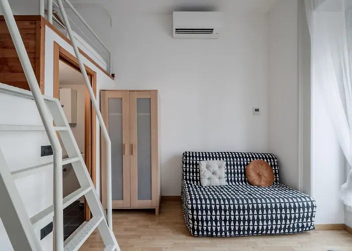 Guesthost - Magenta Long Let Apts Milano