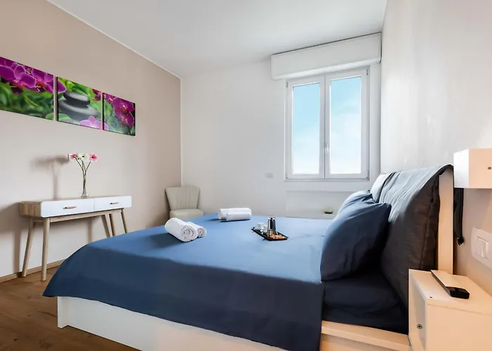 Luxury In Quadrilatero Della Moda - Brera Moscova Duomo Apartment