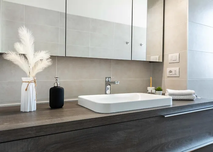 Luxury In Quadrilatero Della Moda - Brera Moscova Duomo Milan