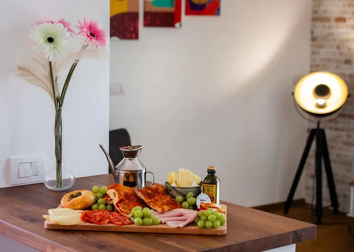 Luxury In Quadrilatero Della Moda - Brera Moscova Duomo Apartment Milan