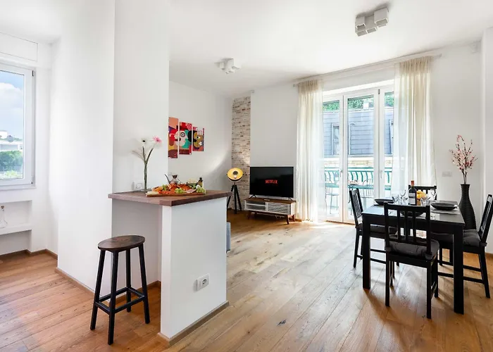 Luxury In Quadrilatero Della Moda - Brera Moscova Duomo