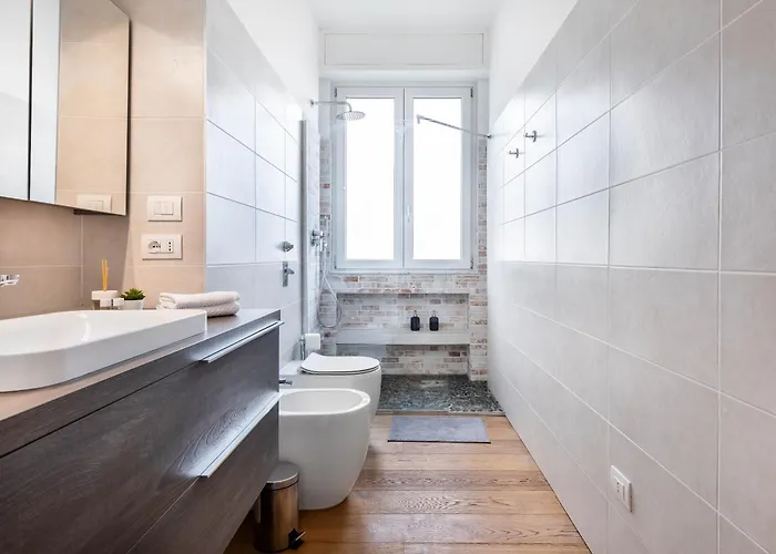 Luxury In Quadrilatero Della Moda - Brera Moscova Duomo * Milan