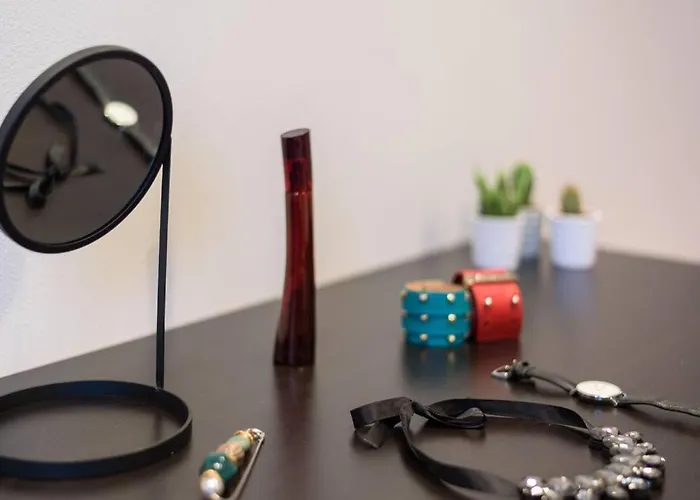 Marsala Flexyrent Mediolan