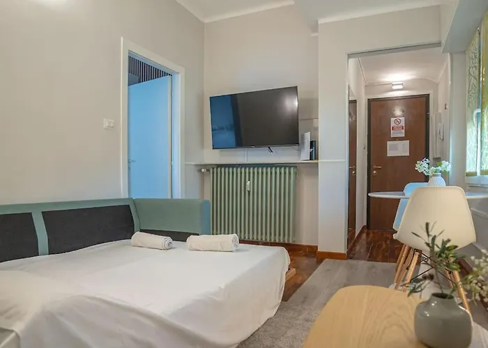 Singola Con Ac, Tv, Wi-fi E Cucina Отель *