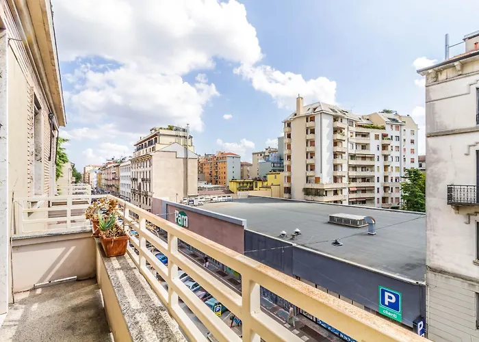 Apartment Domusmi Piazzale Loreto Milan