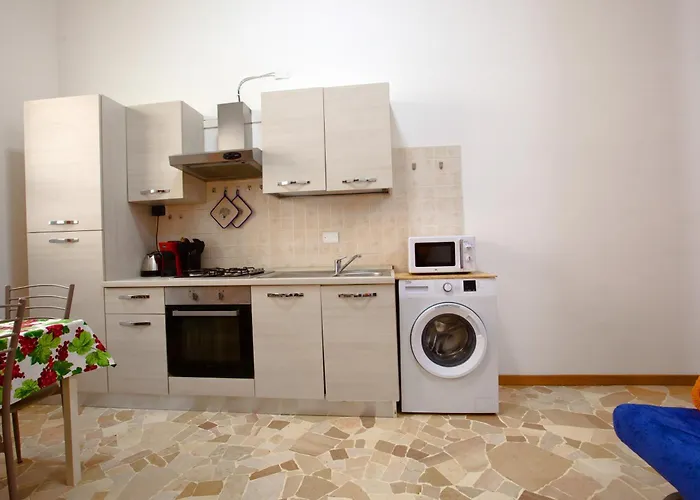 Bilocale A 400m Dalla Stazione Di Lambrate - Casa Abano Milano