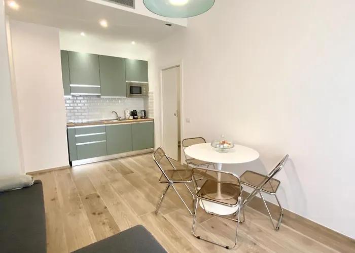 Solari 19 - Charming Appartement Milan