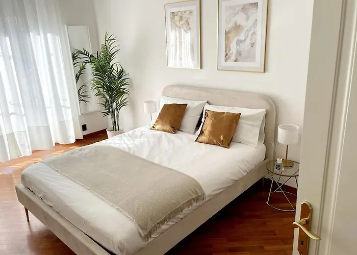 Amazing Flat With Terrace Apartment *