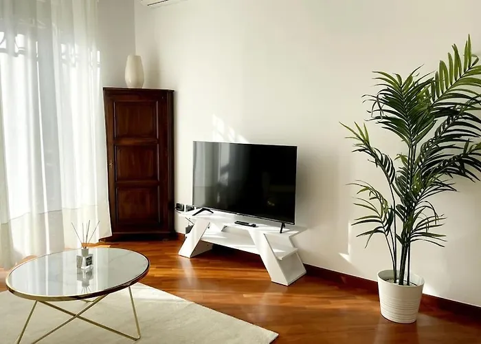 Amazing Flat With Terrace דירה