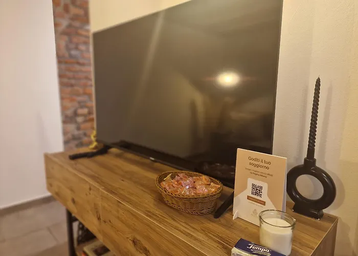 Regina In Porta Romana 3 - Sky Tv, Wifi & Breakfast Box * Milán