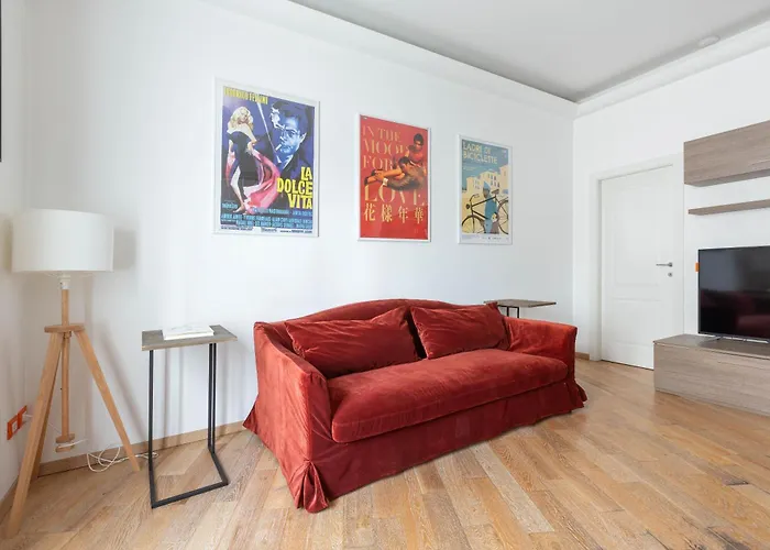 Easytopstay - Porta Romana Comfy Apartament Mediolan
