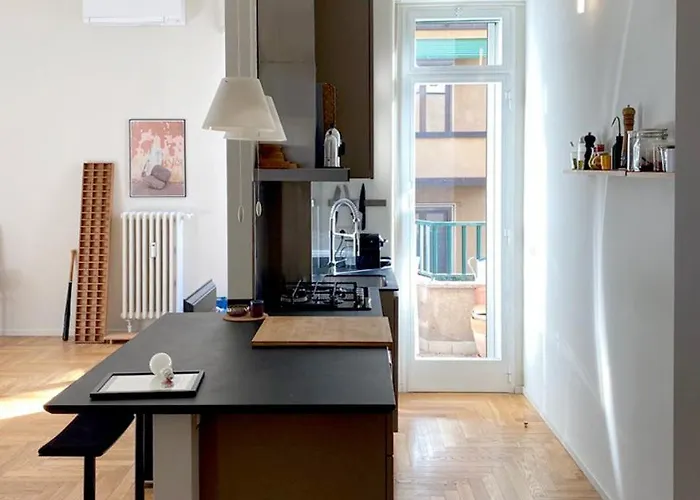 Kibilu - Via Braga - Stazione Lejlighed Milano