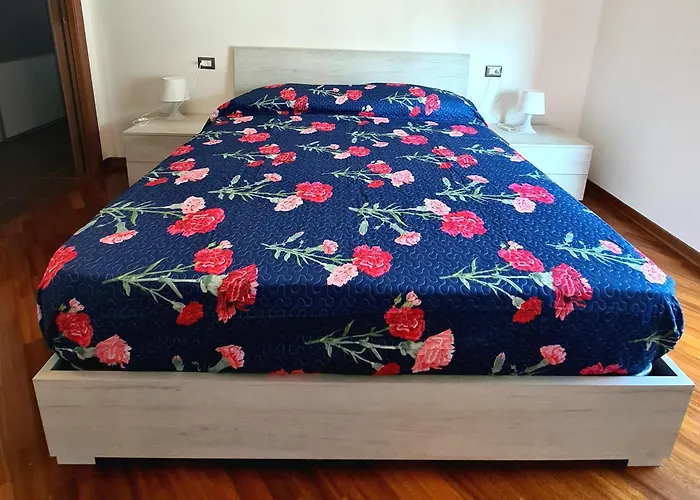 Milano Santa Giulia Business Apartment 米兰