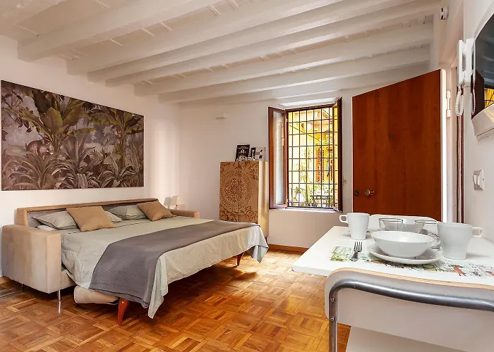 Porta Ticinese - Navigli