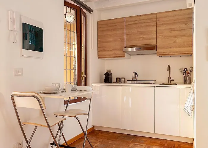 Porta Ticinese - Navigli 아파트