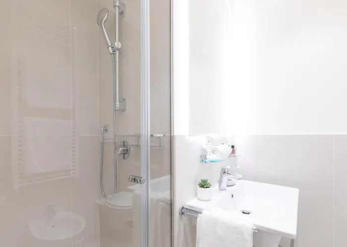 With Balcony - Collection * Milánó