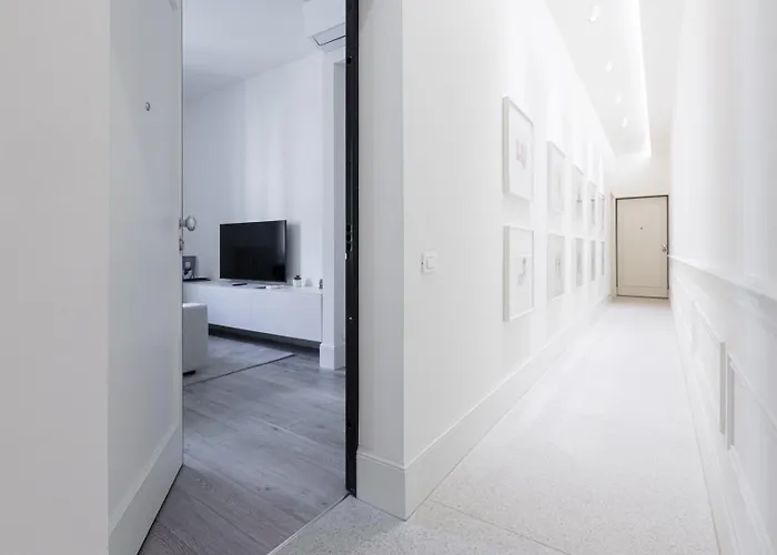 With Balcony - Collection * Milánó