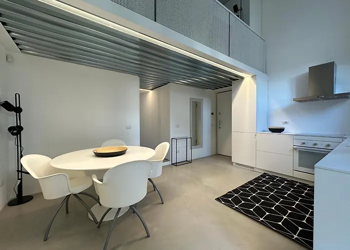 Apartment White In Milan